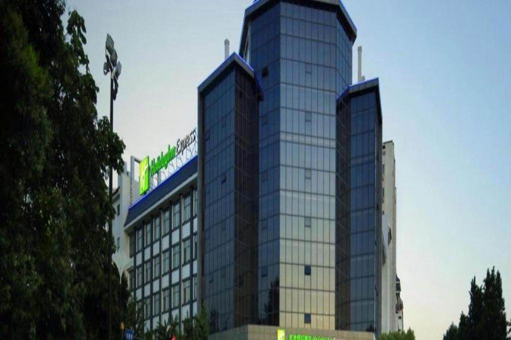Holiday Inn Express Yangzhou City Center By Ihg Екстериор снимка