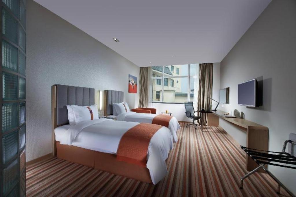 Holiday Inn Express Yangzhou City Center By Ihg Екстериор снимка