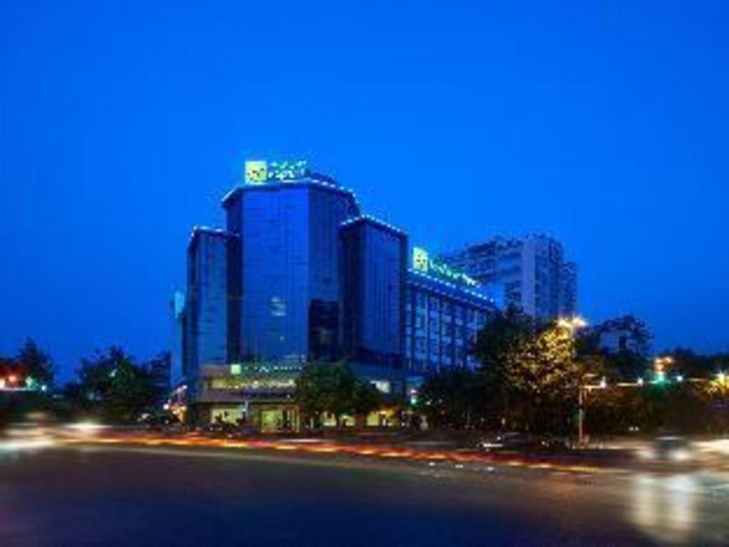 Holiday Inn Express Yangzhou City Center By Ihg Екстериор снимка